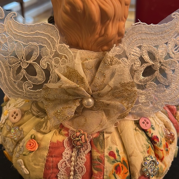 Porcelain, Hand-Crafted Angel Doll / Decoration. - Picture 7 of 16